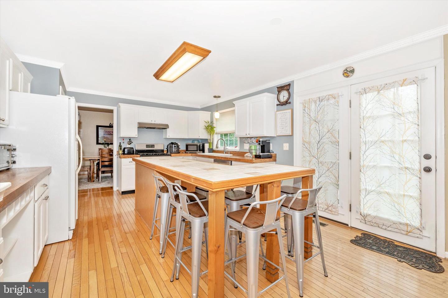 95 Burnside Ct