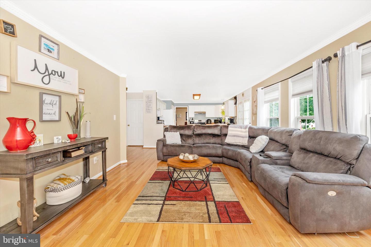 95 Burnside Ct