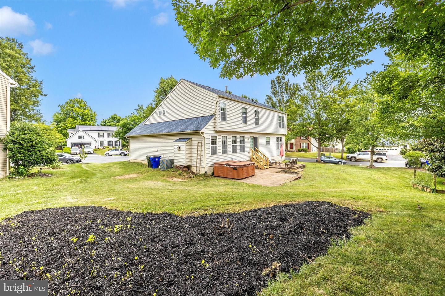 95 Burnside Ct