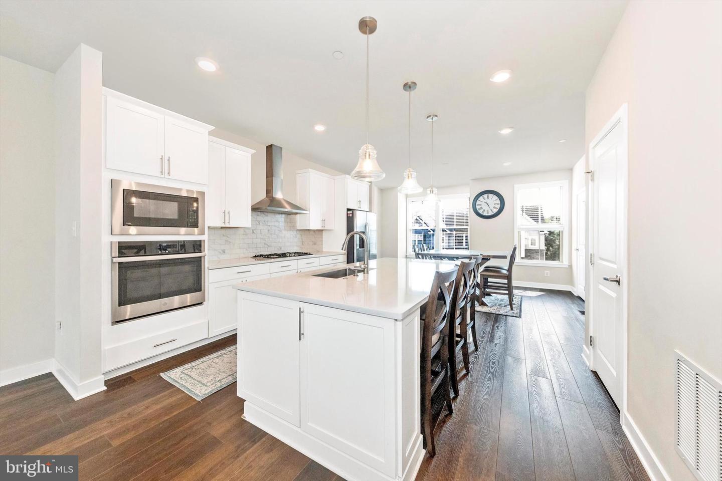 11119 Hazelnut Ln