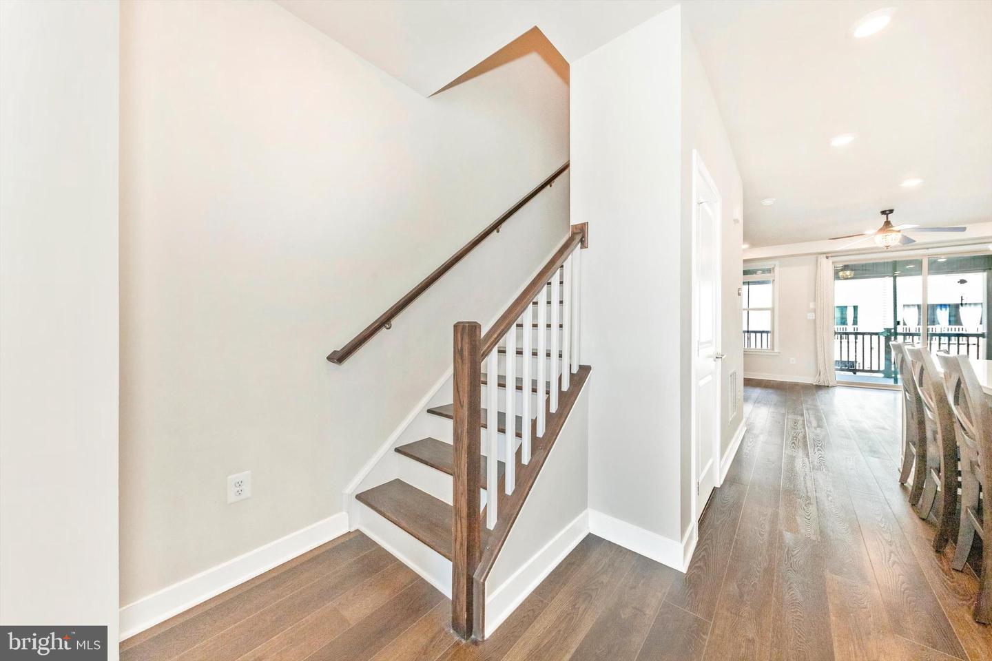 11119 Hazelnut Ln