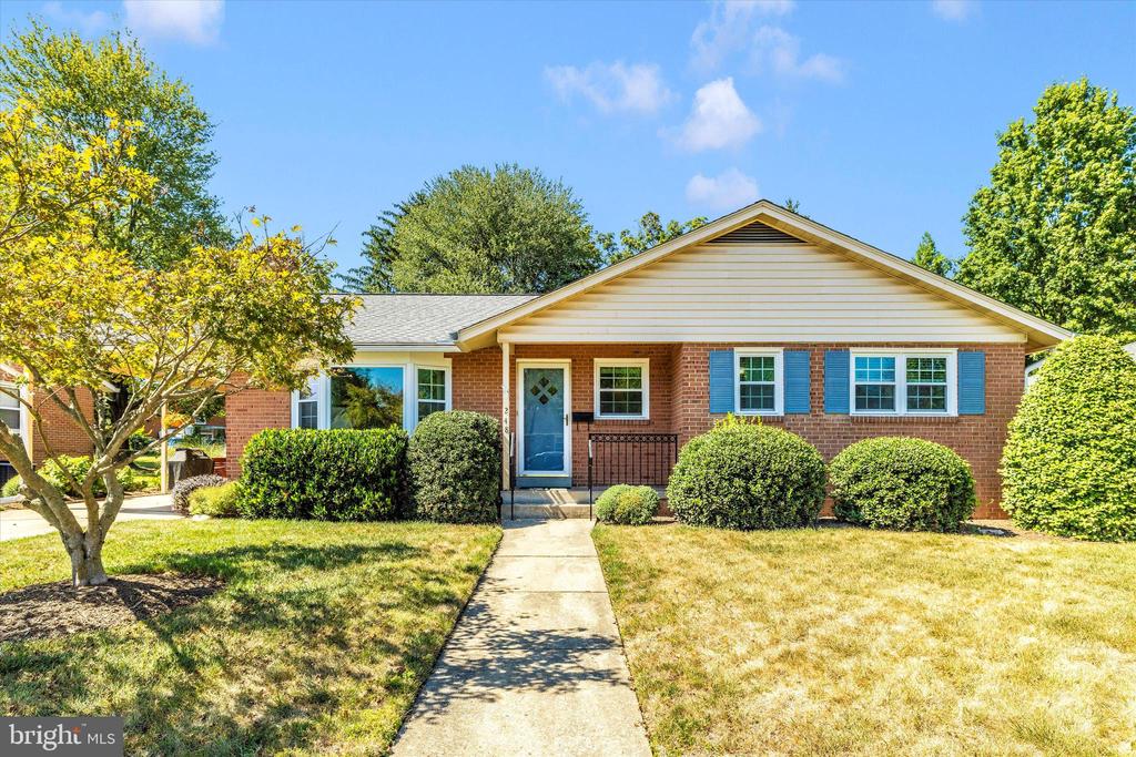 248 WYNGATE DRIVE