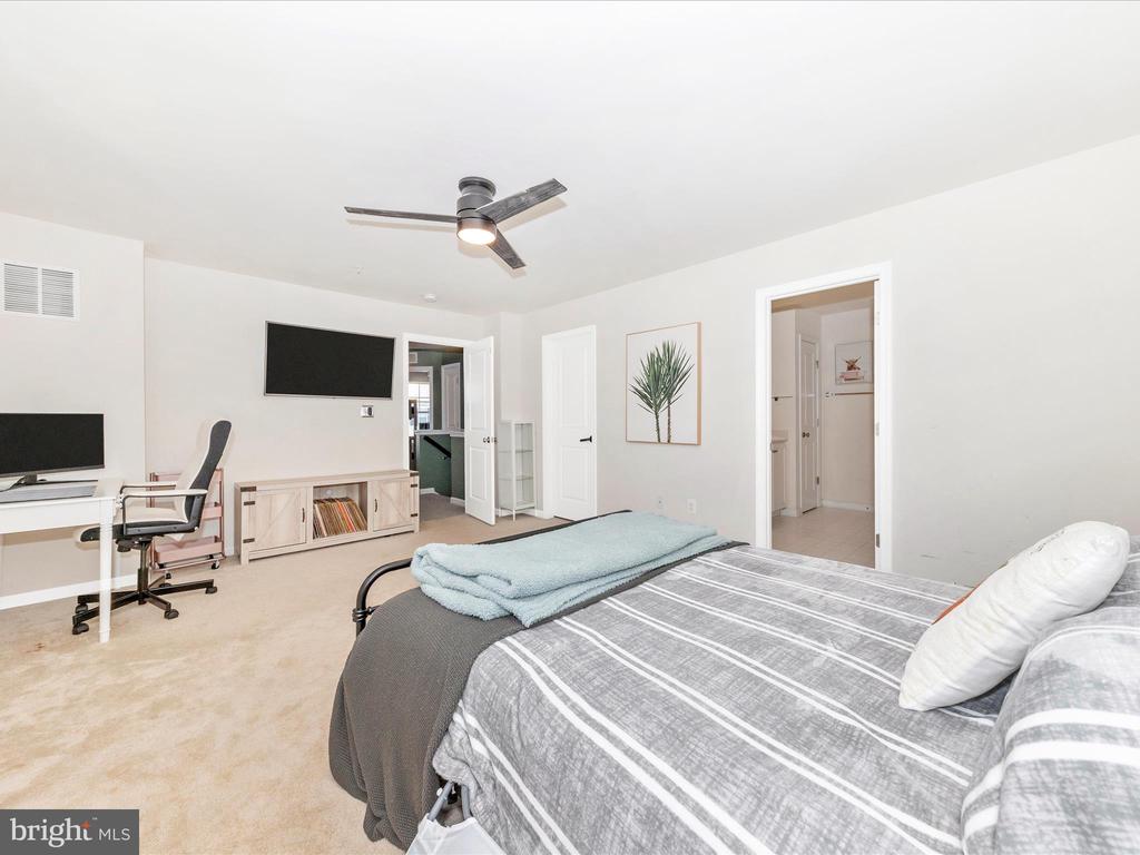 5634 SCOTT RIDGE PLACE