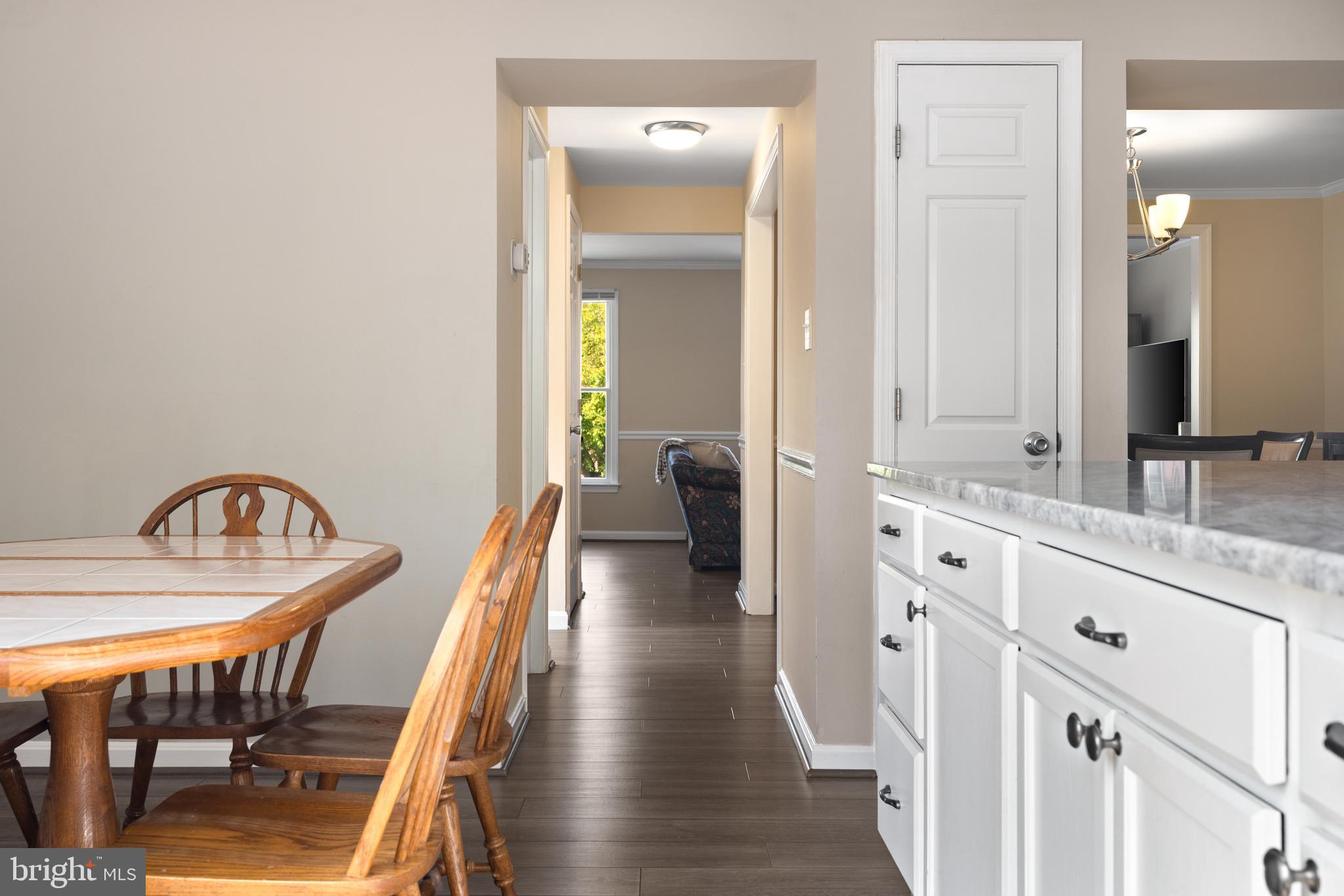 8028 HOLLOW REED COURT