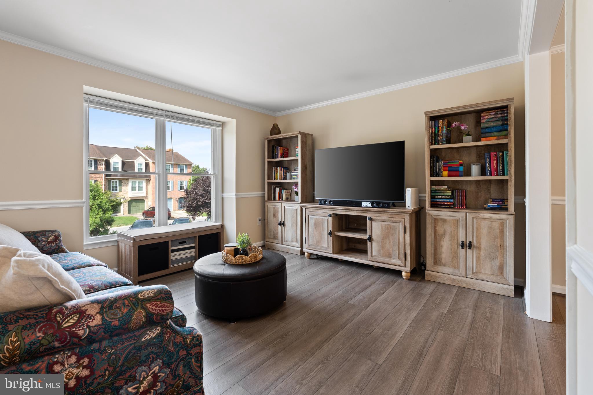 8028 HOLLOW REED COURT