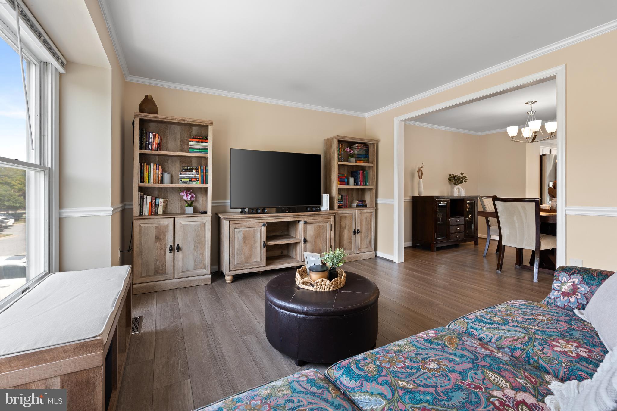 8028 HOLLOW REED COURT