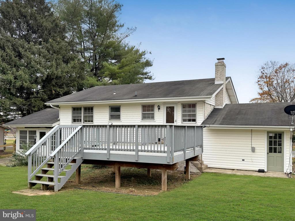 8116 BROADVIEW DRIVE