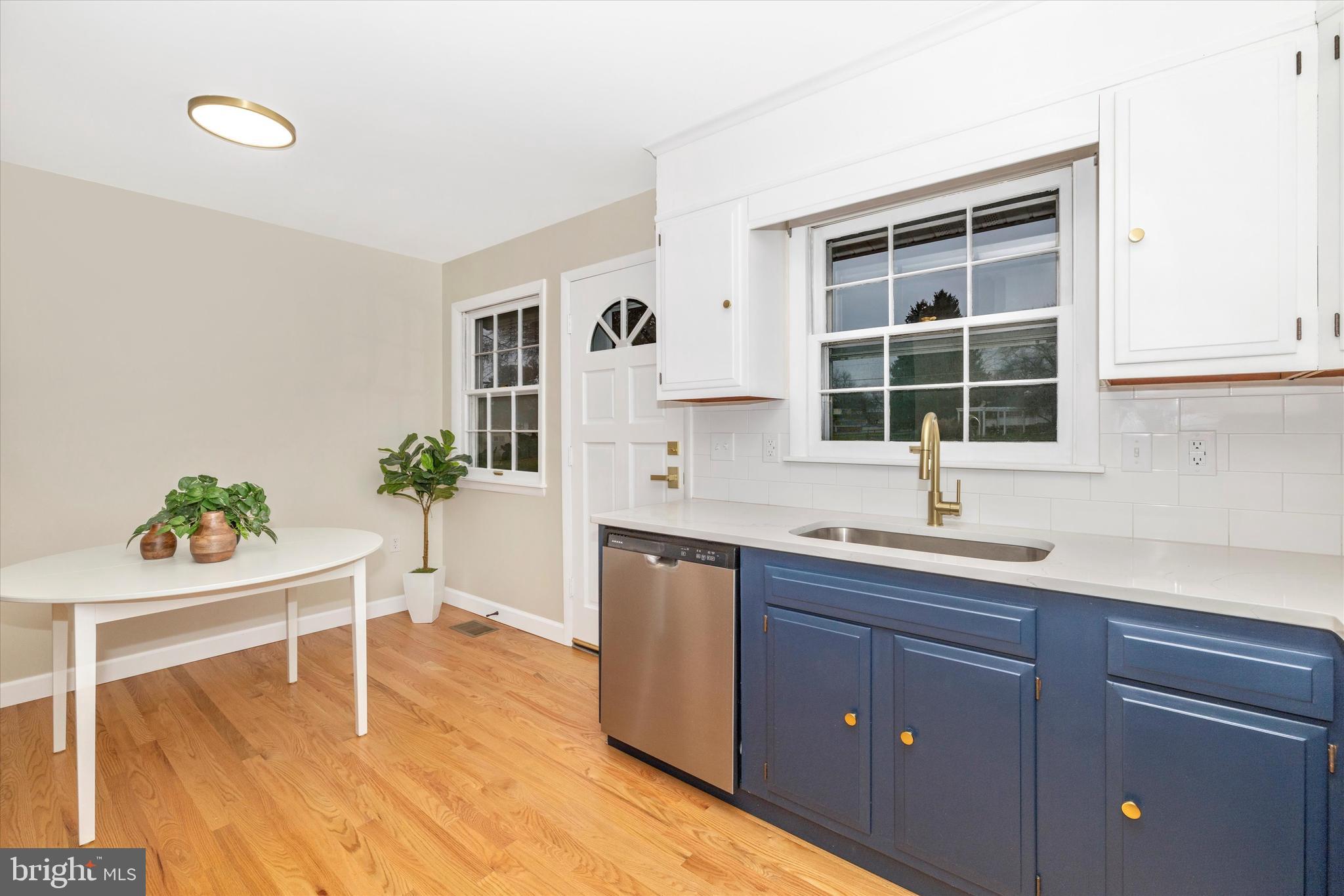 8116 BROADVIEW DRIVE