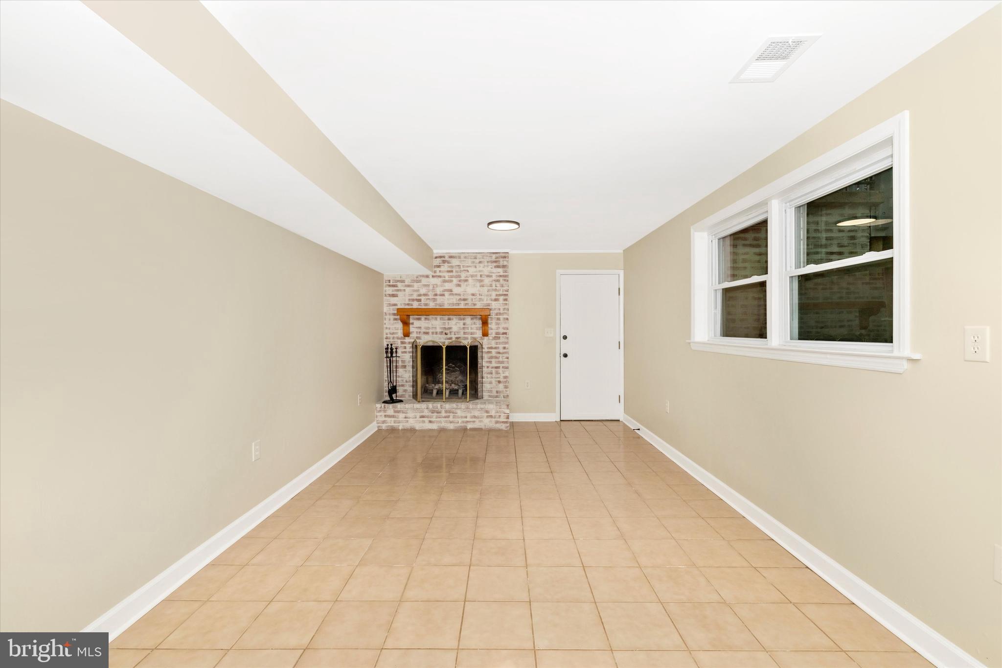 8116 BROADVIEW DRIVE