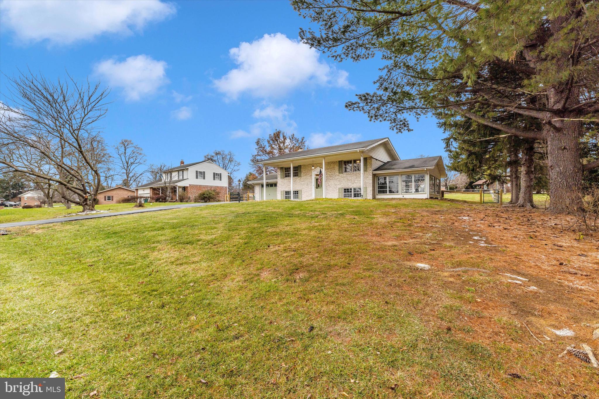 8116 BROADVIEW DRIVE