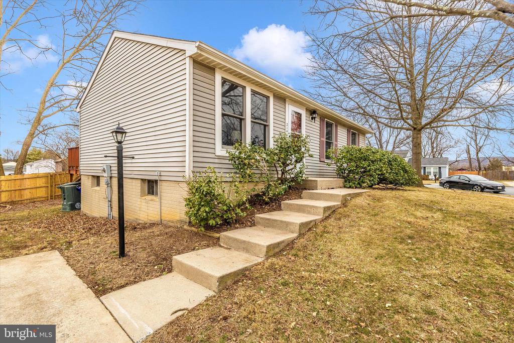214 SAVAGE ROAD