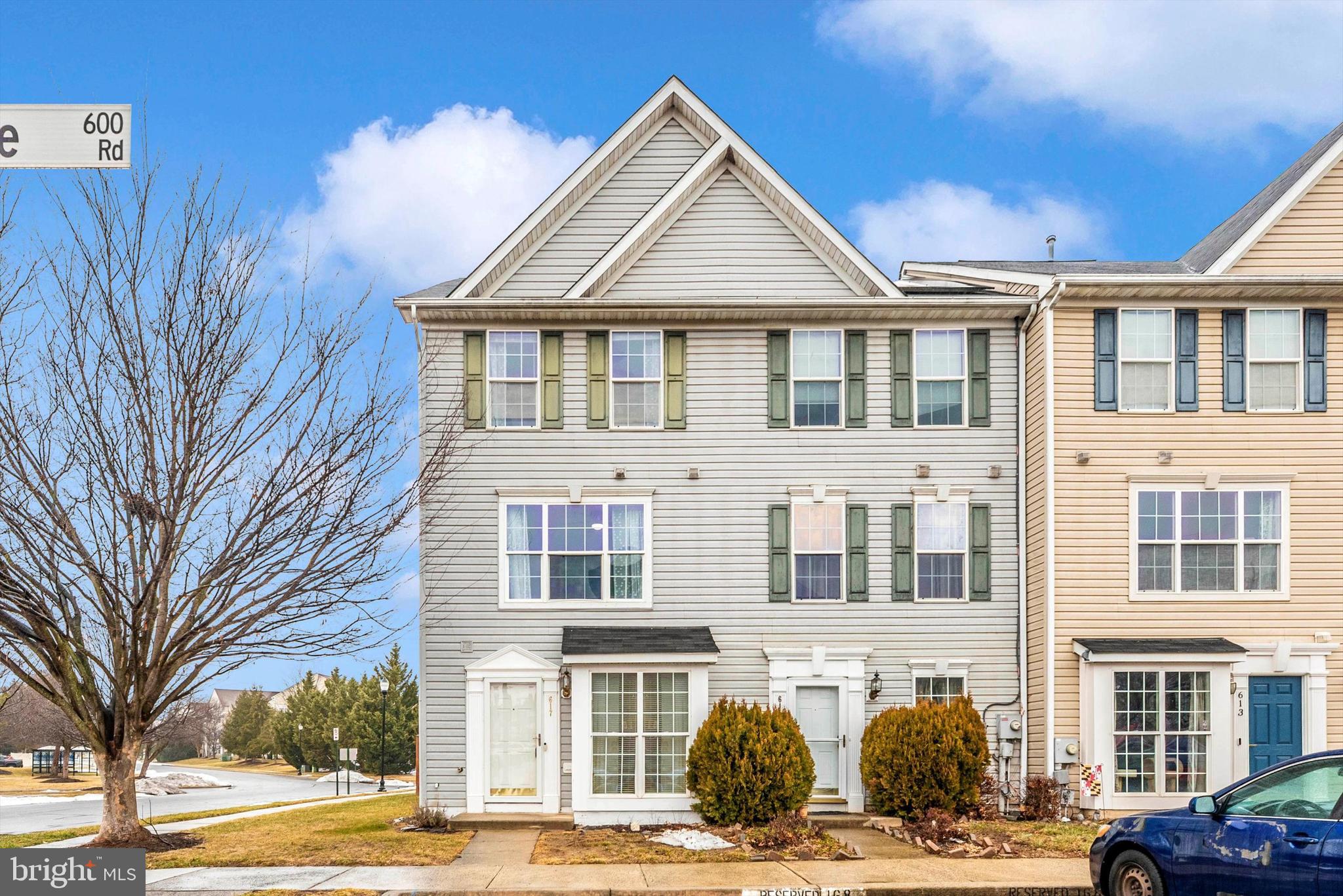 617 HOLLOWSTONE ROAD