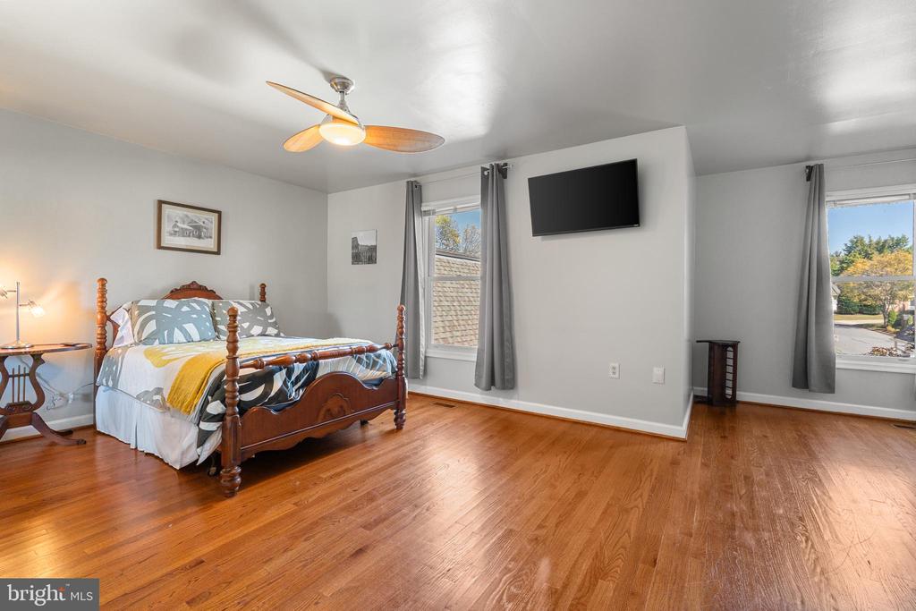 801 DUNBROOKE COURT