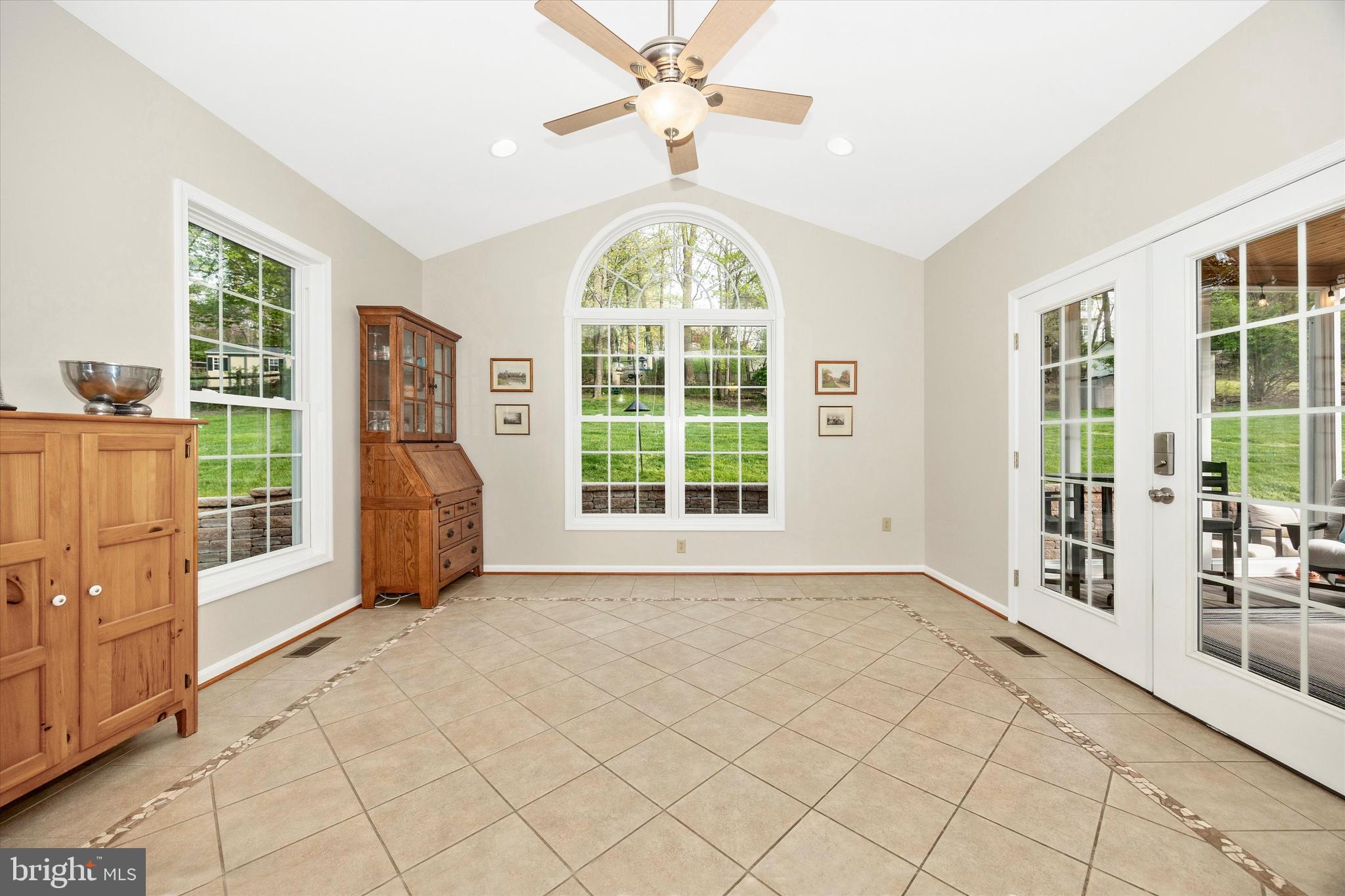 5867 WINTER OAKS PLACE