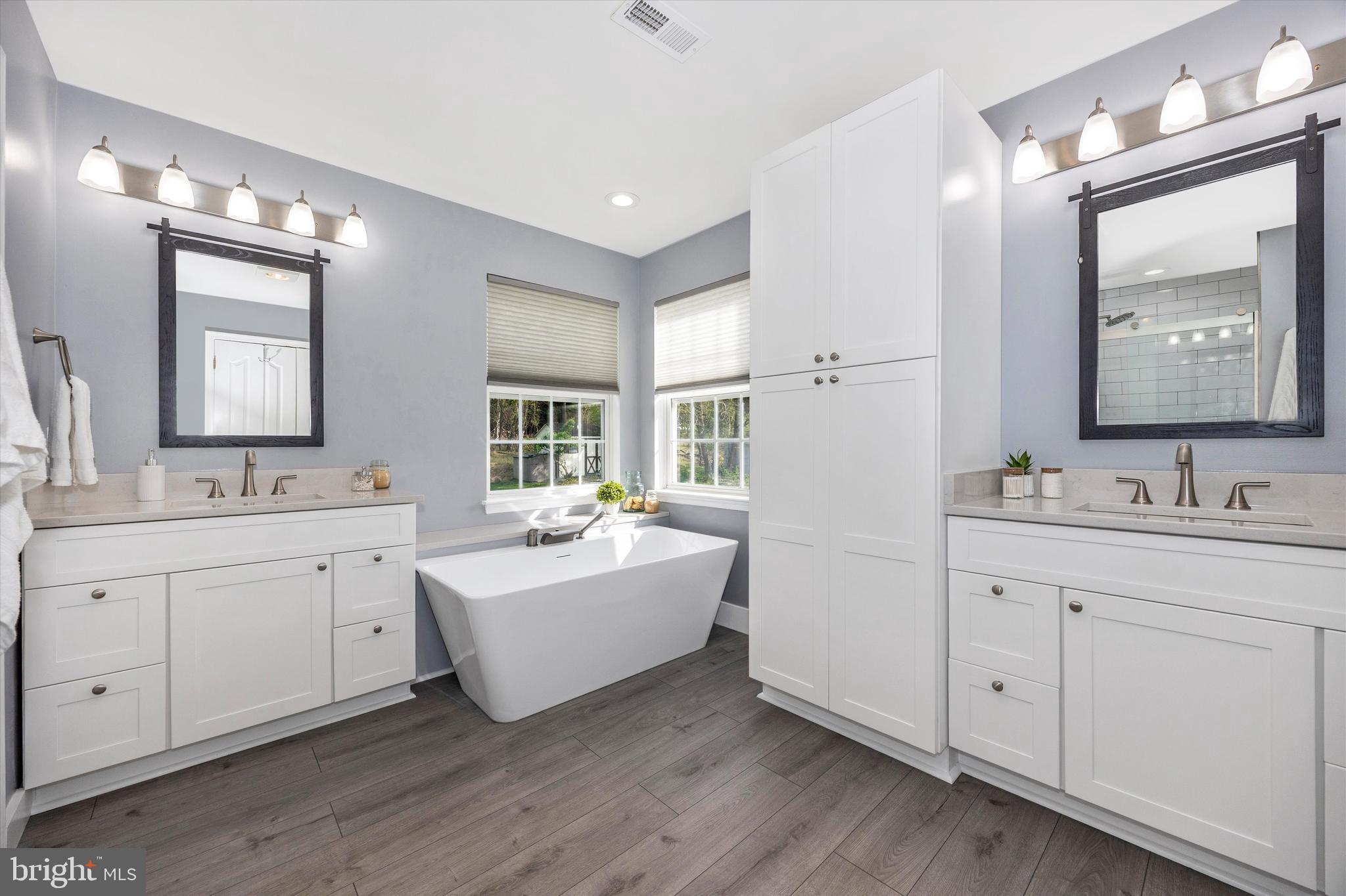 5867 WINTER OAKS PLACE