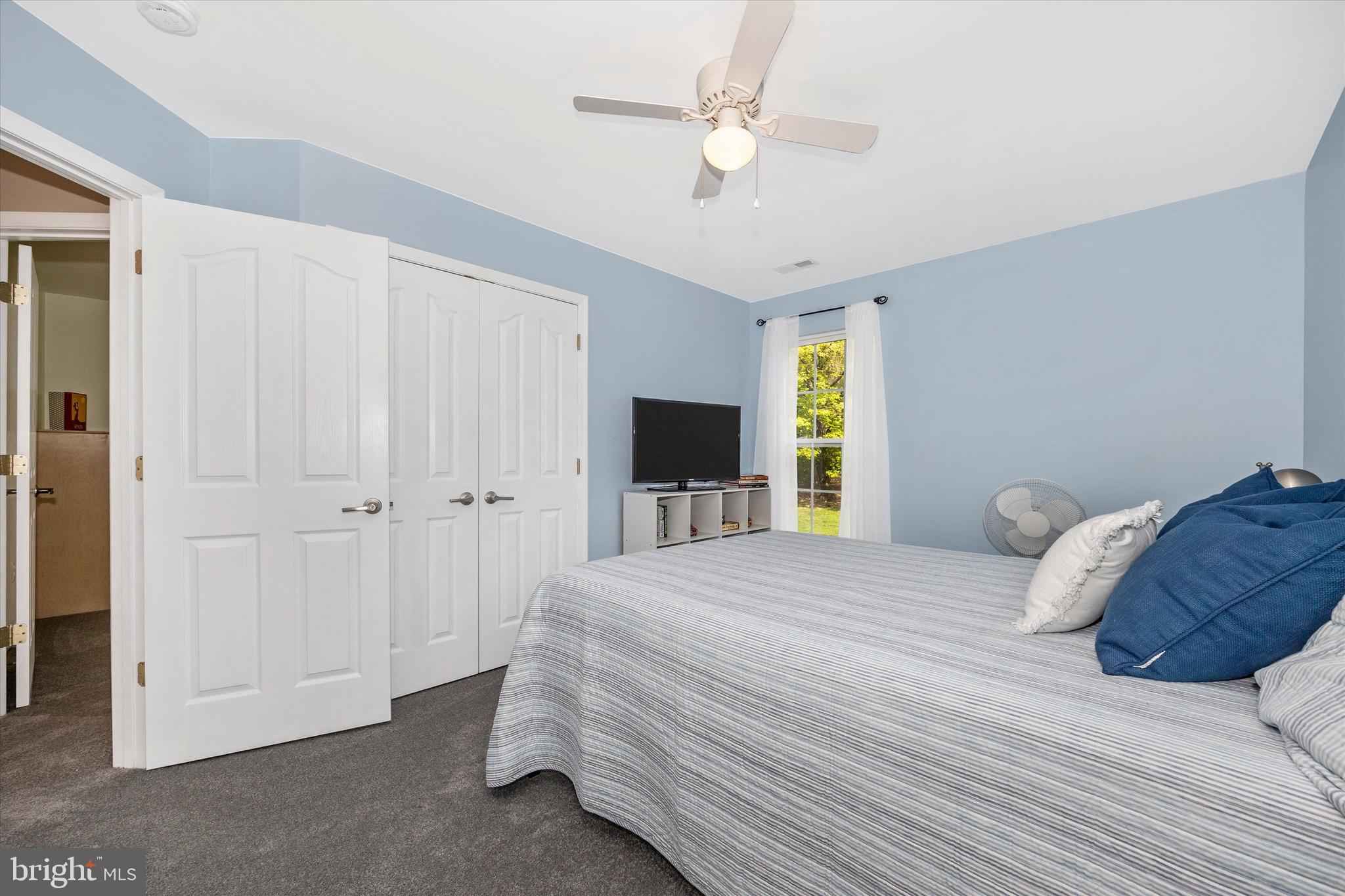 5867 WINTER OAKS PLACE