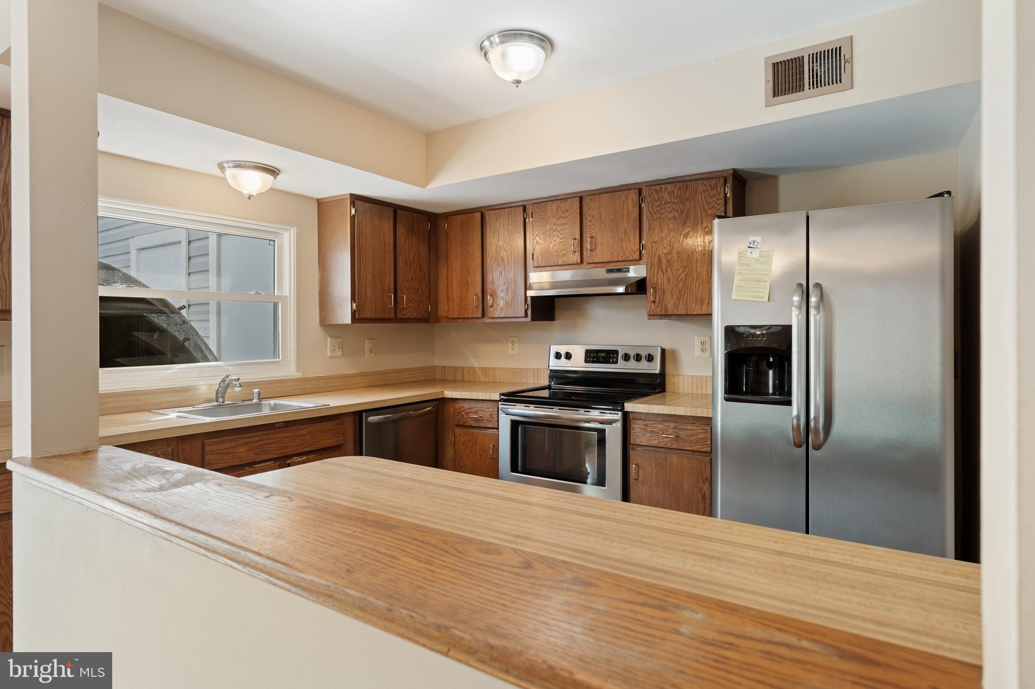 5757 SUNSET VIEW LANE