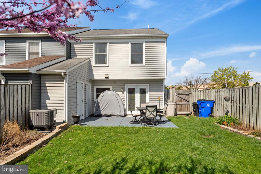 5757 SUNSET VIEW LANE