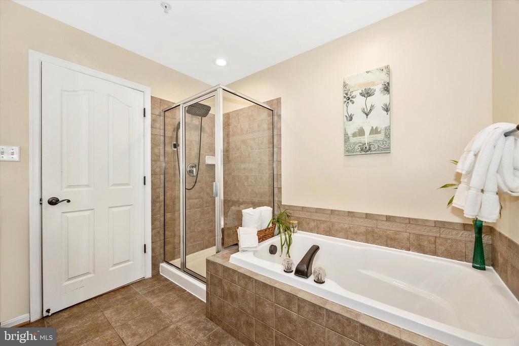 1133 WILCOX COURT