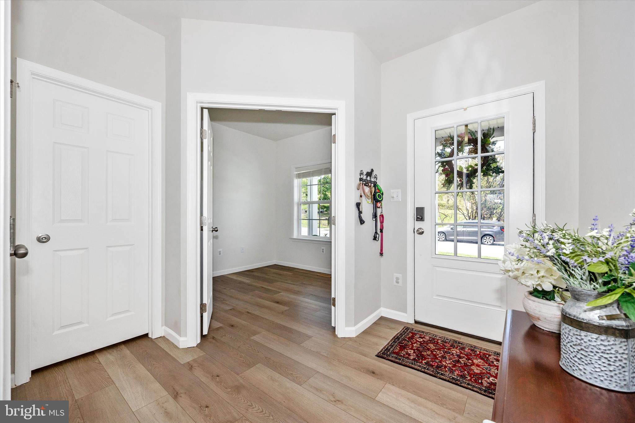 2916 FENCE BUSTER CT