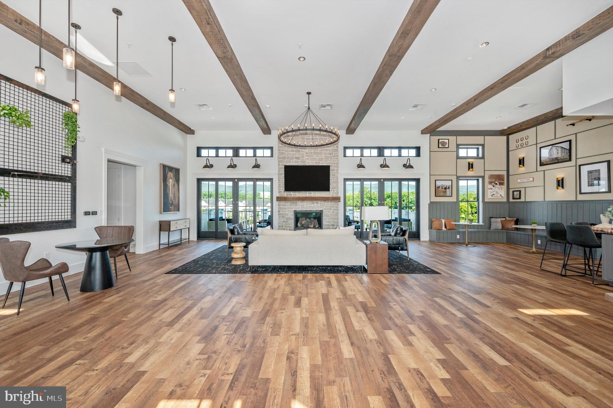 2916 FENCE BUSTER CT