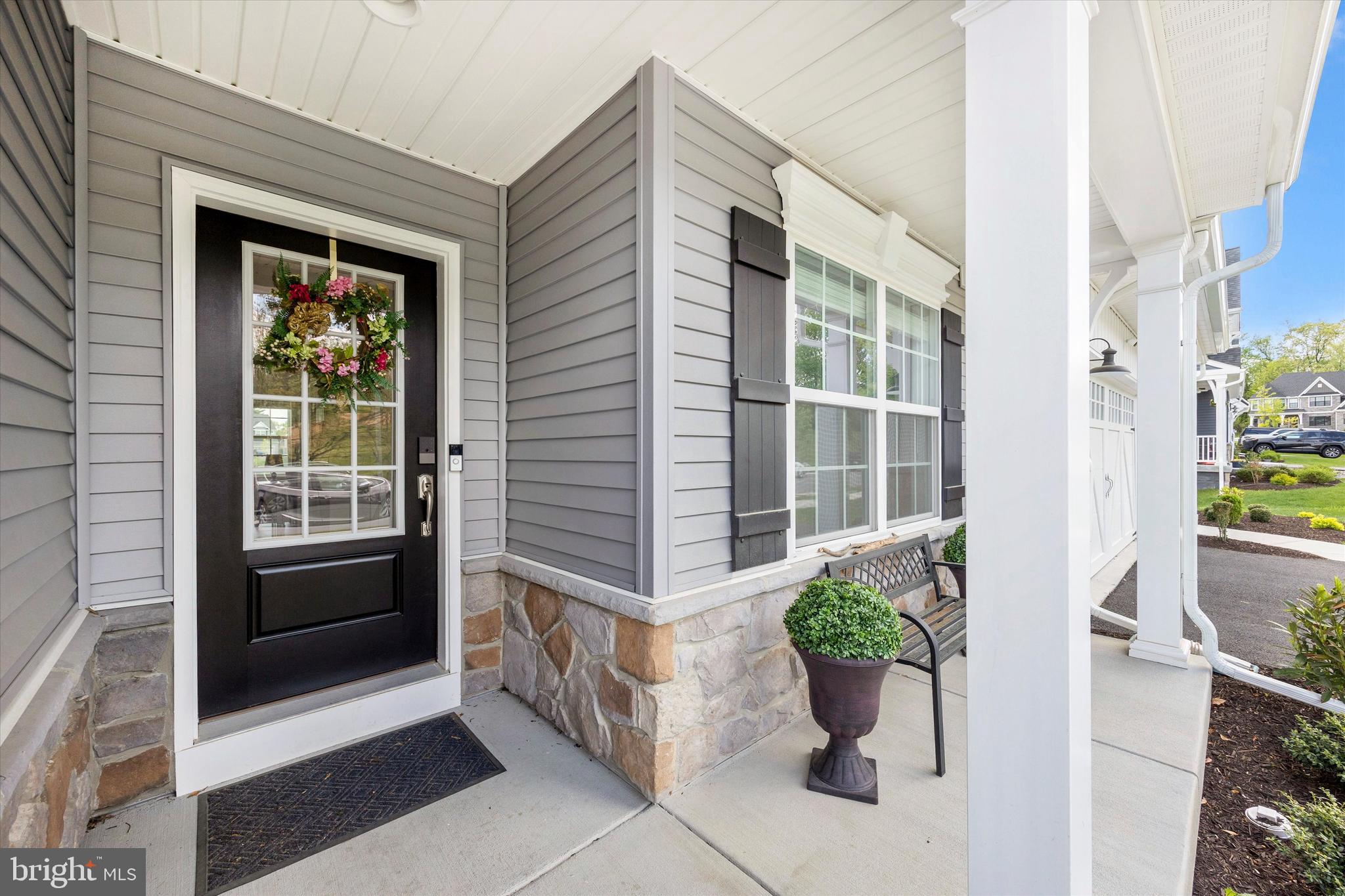 2916 FENCE BUSTER CT