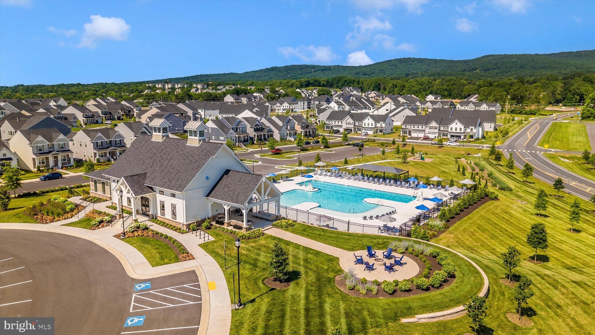 2916 FENCE BUSTER CT