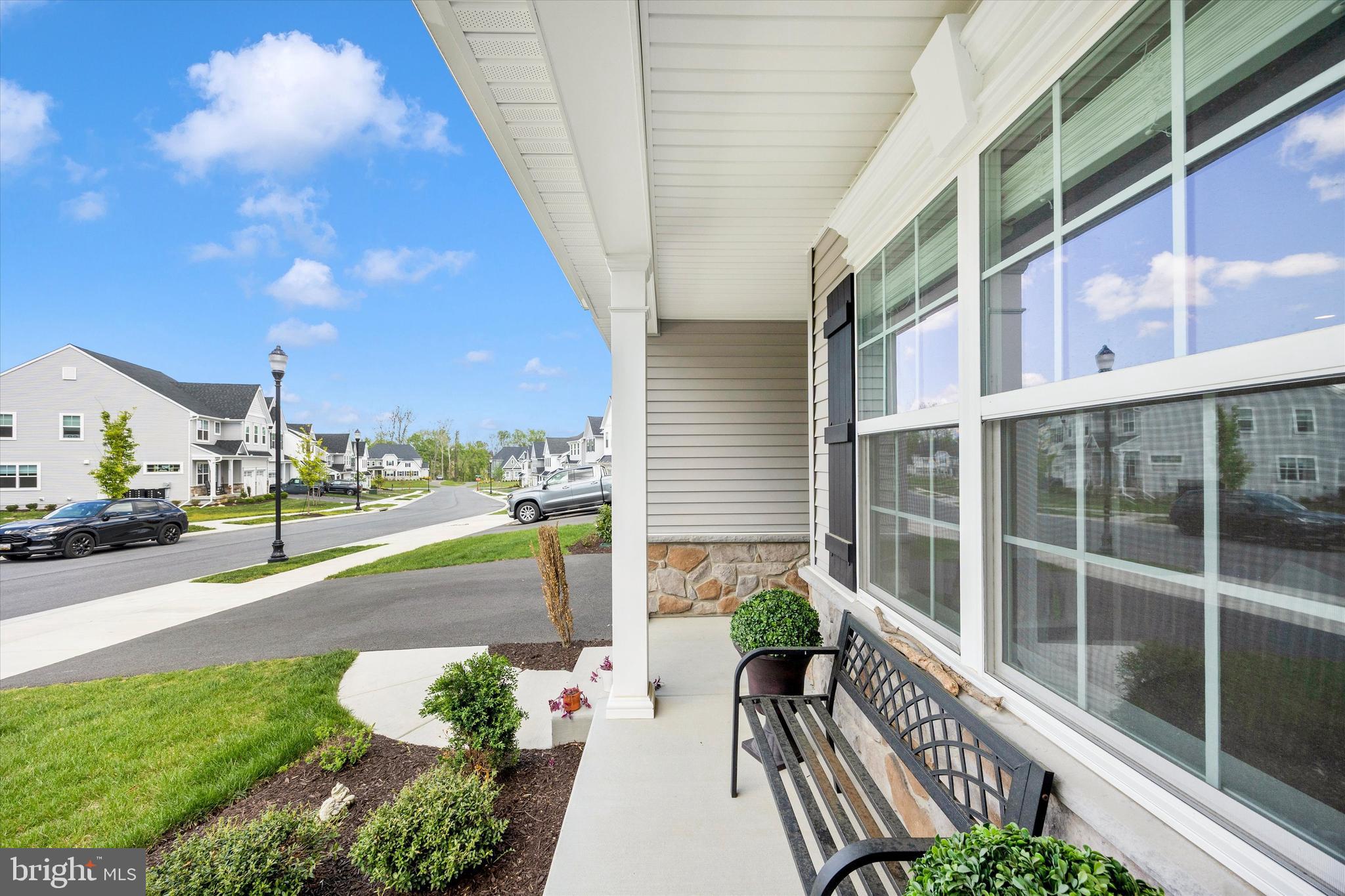 2916 FENCE BUSTER CT