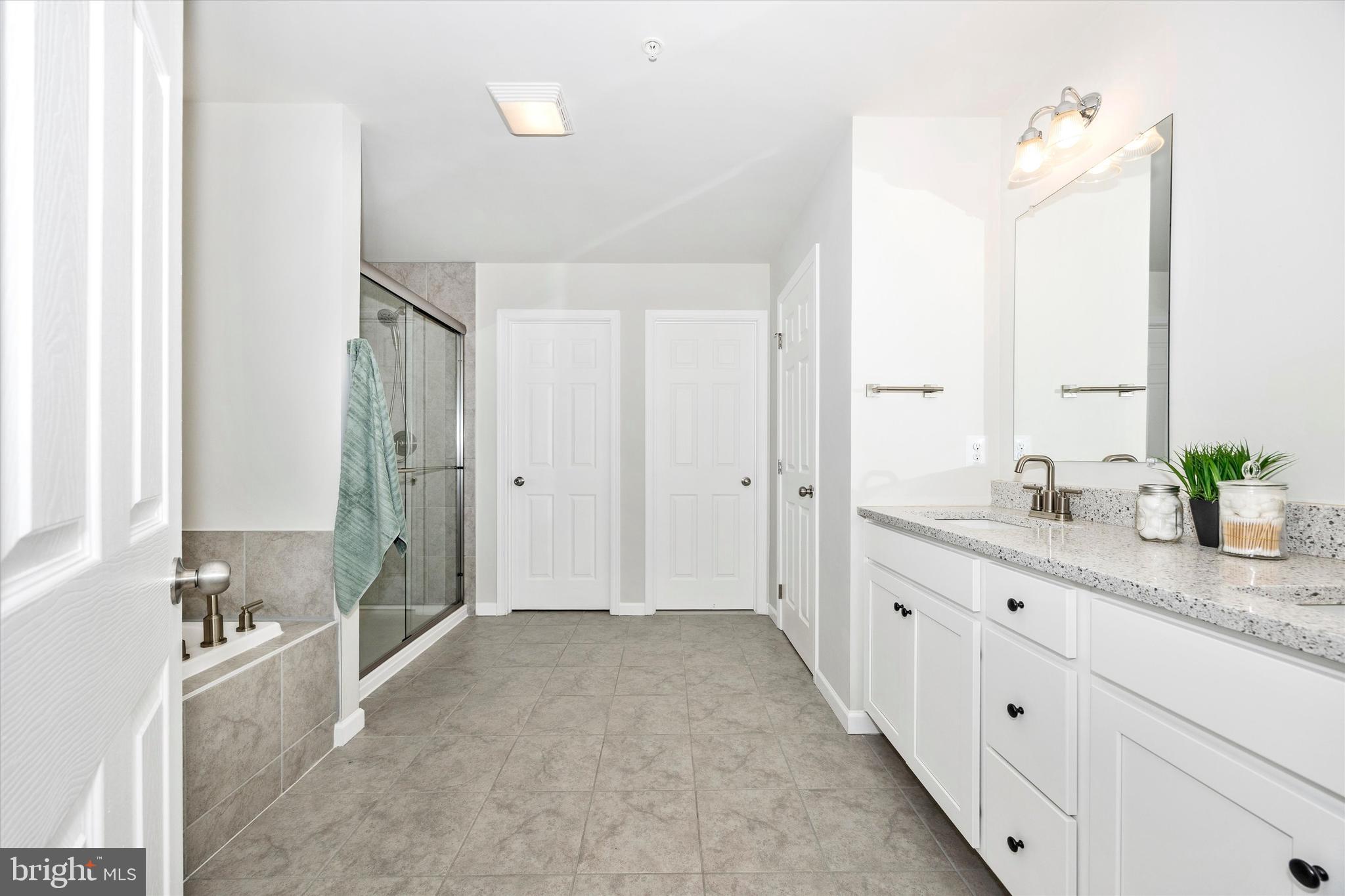 2916 FENCE BUSTER CT