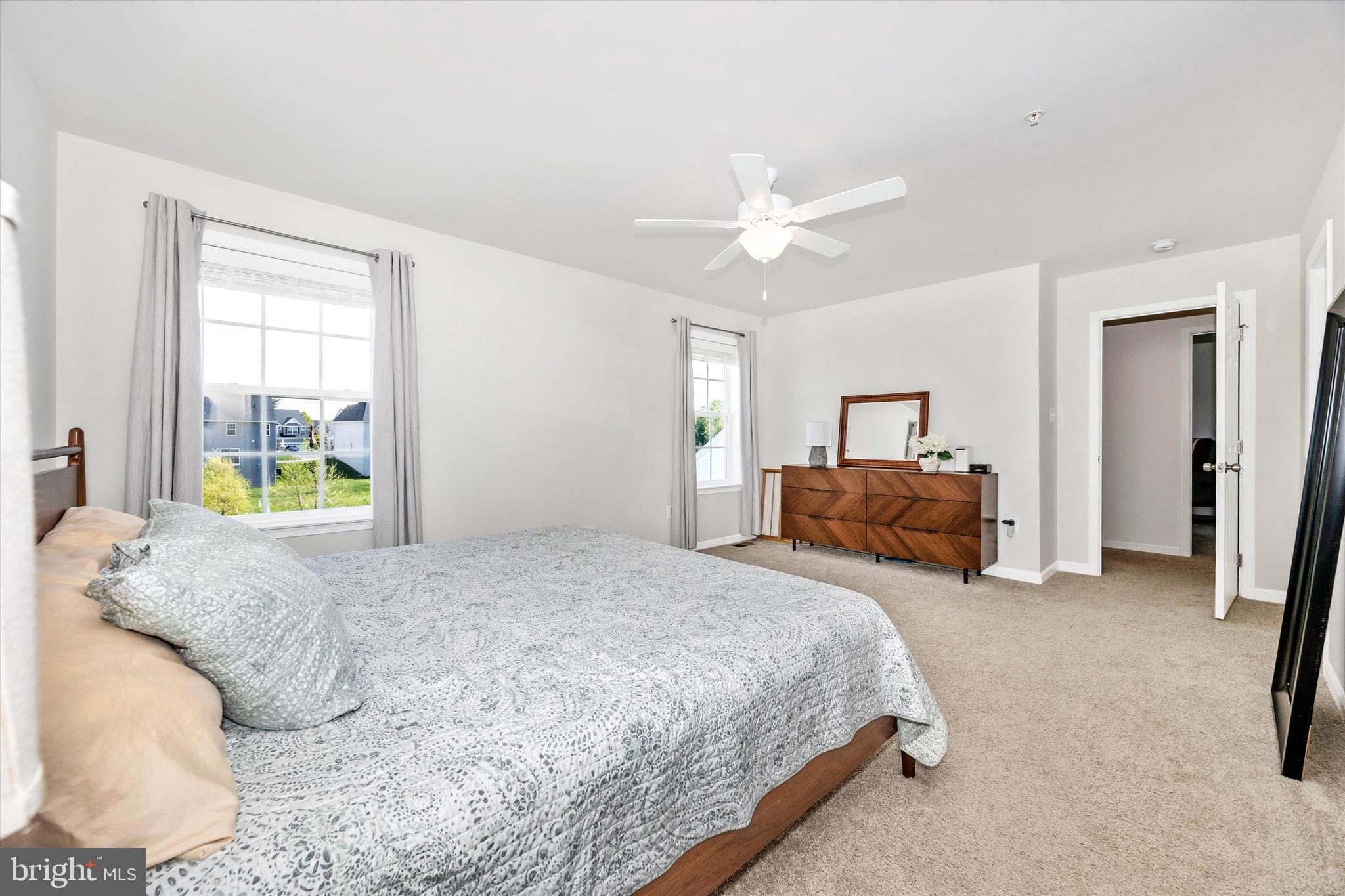 2916 FENCE BUSTER CT