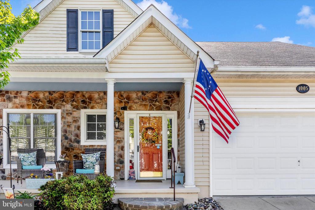 1005 EASTBOURNE TERRACE