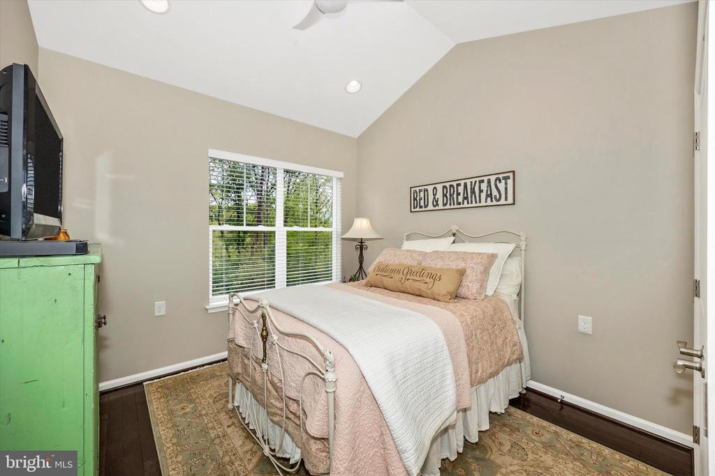 6943 COUNTRY CLUB TERRACE