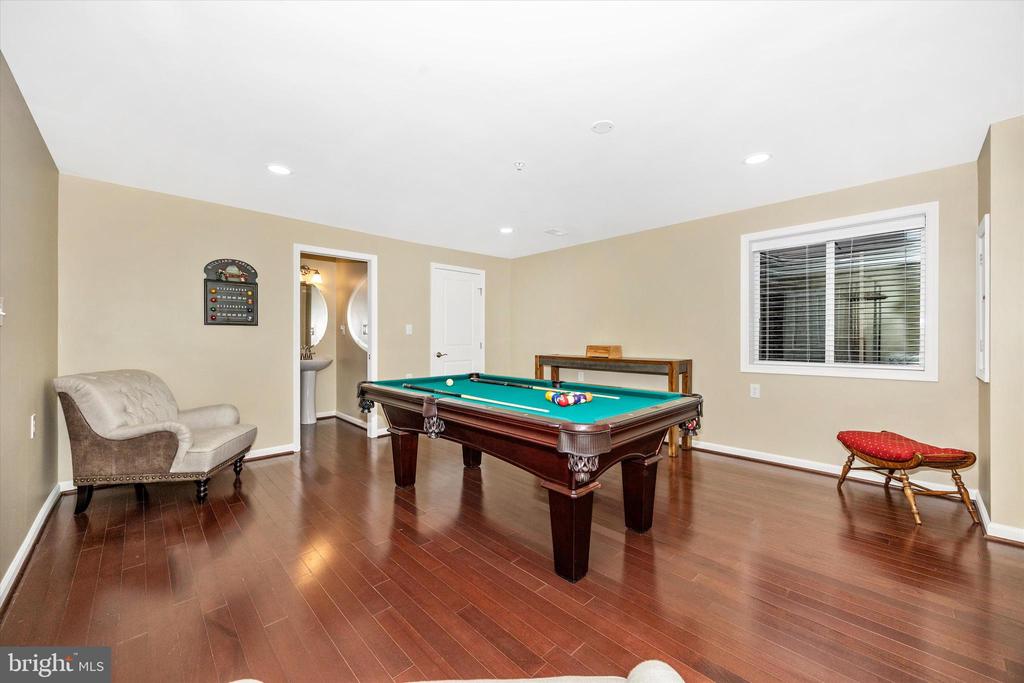 6943 COUNTRY CLUB TERRACE