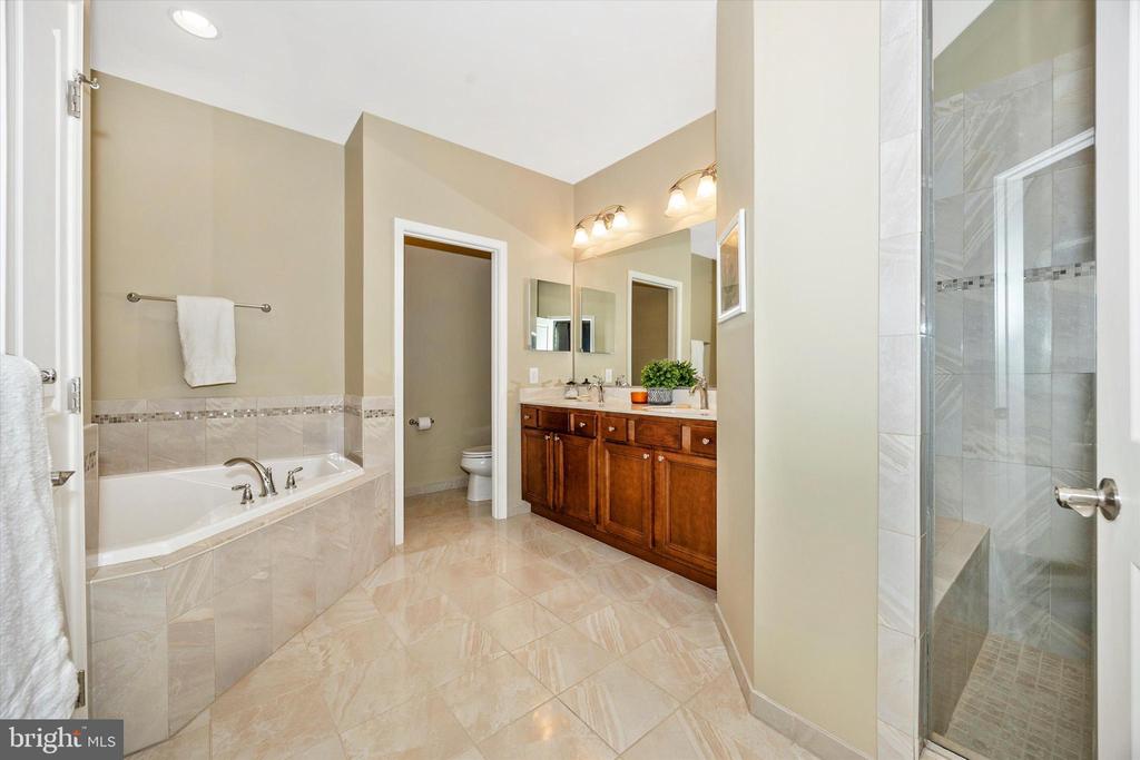 6943 COUNTRY CLUB TERRACE