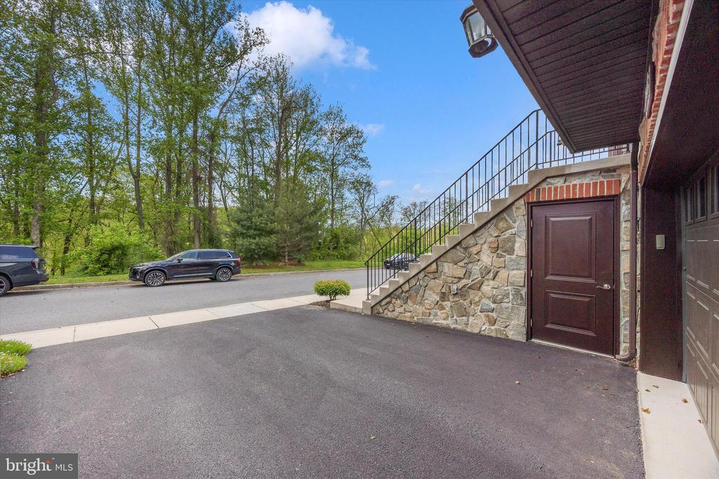 6943 COUNTRY CLUB TERRACE