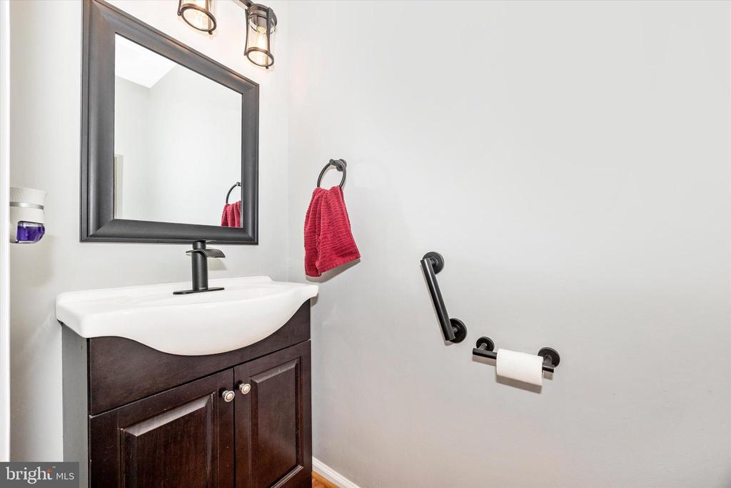 10717 GRANGERFORD COURT