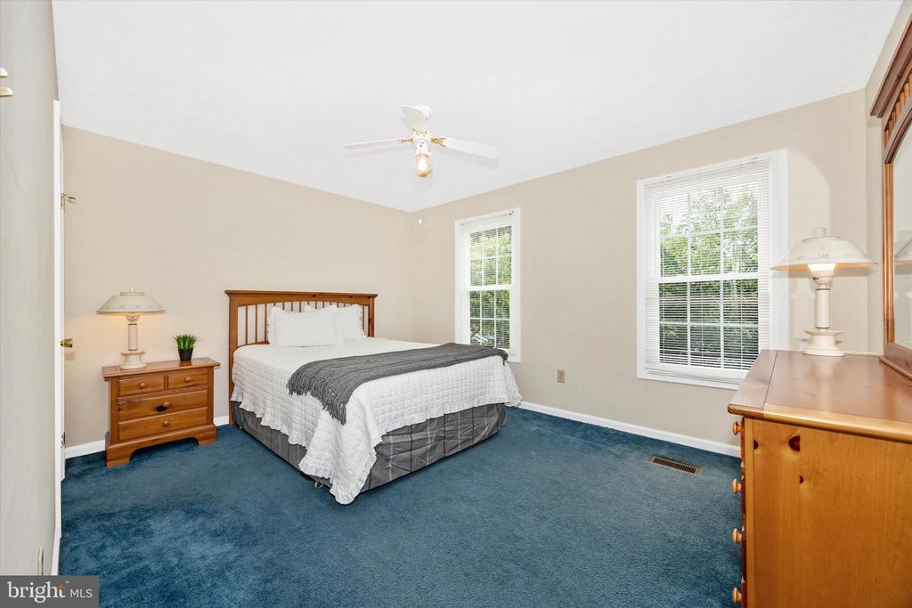 10717 GRANGERFORD COURT