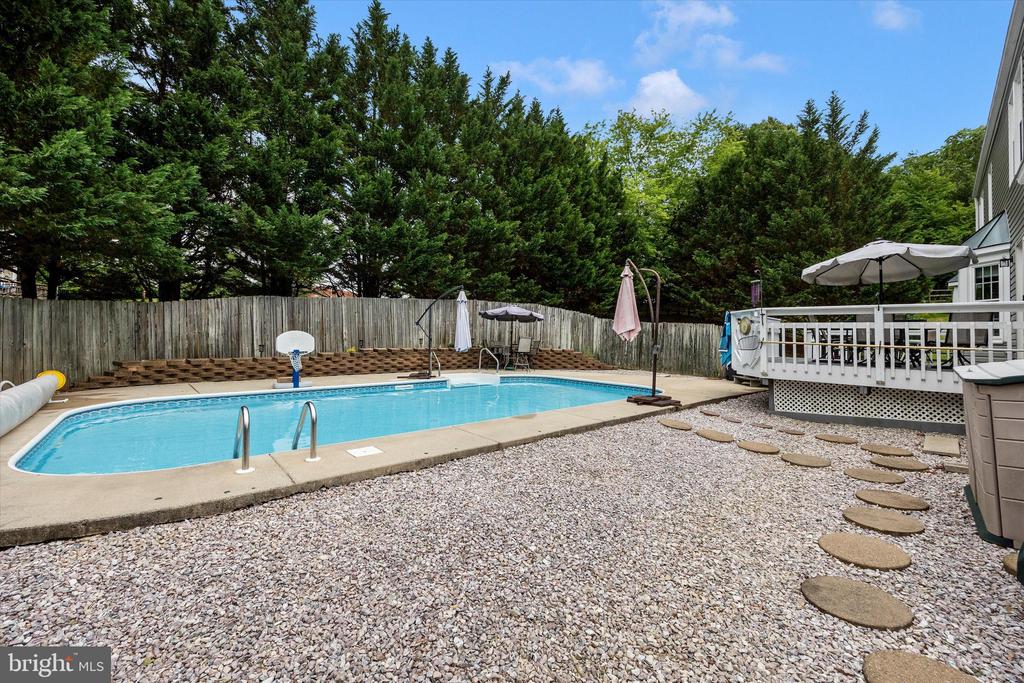 10717 GRANGERFORD COURT