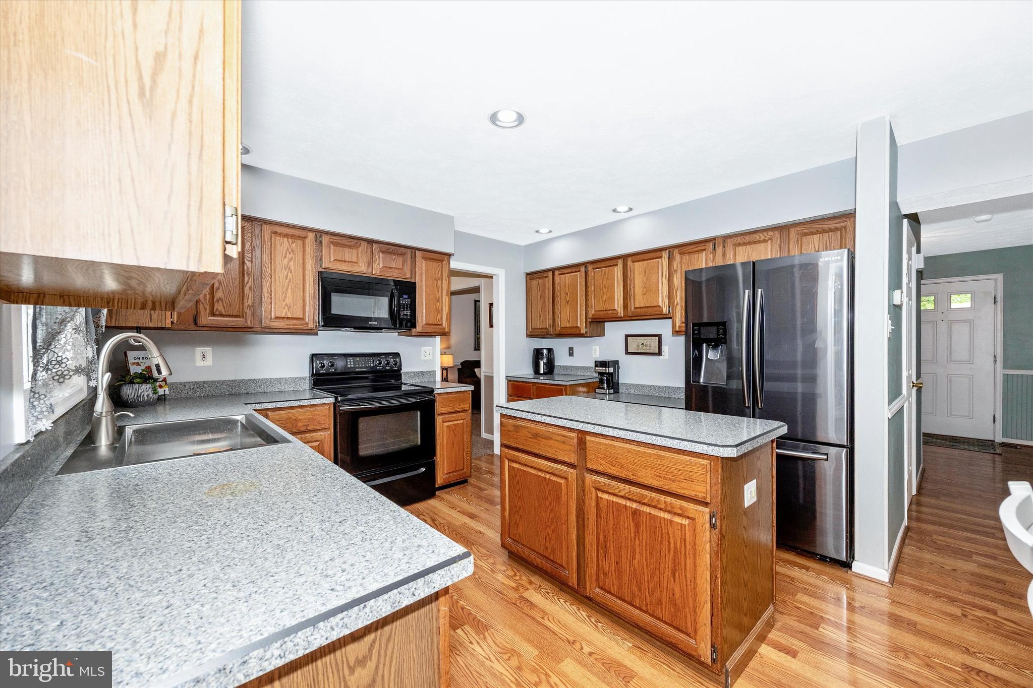 10717 GRANGERFORD COURT