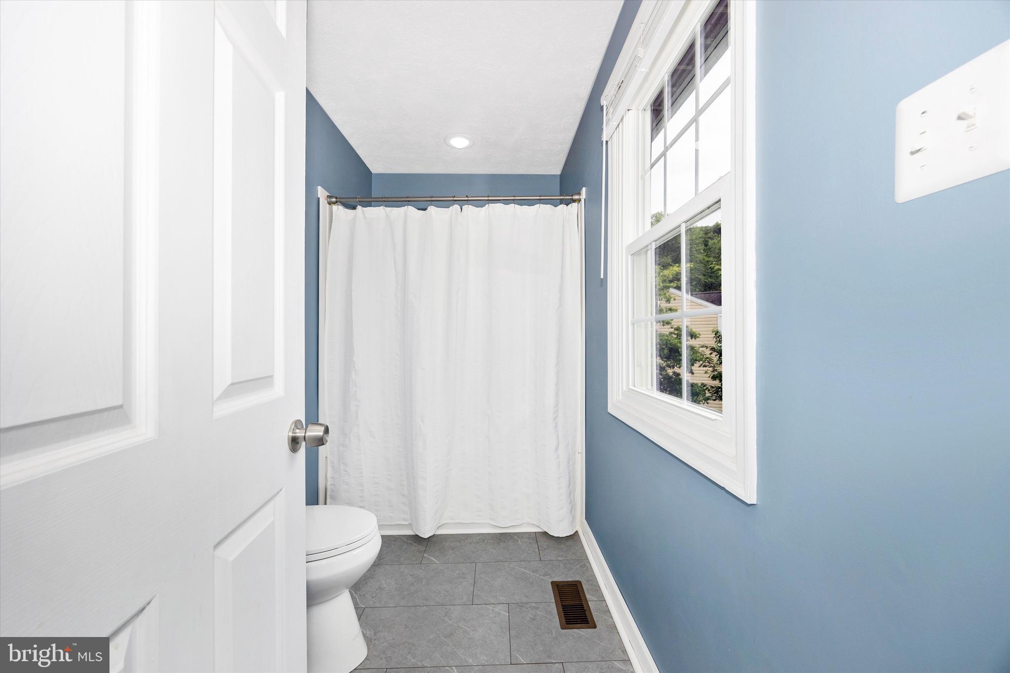 10717 GRANGERFORD COURT