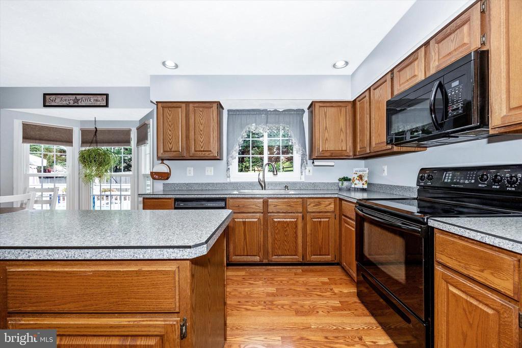 10717 GRANGERFORD COURT