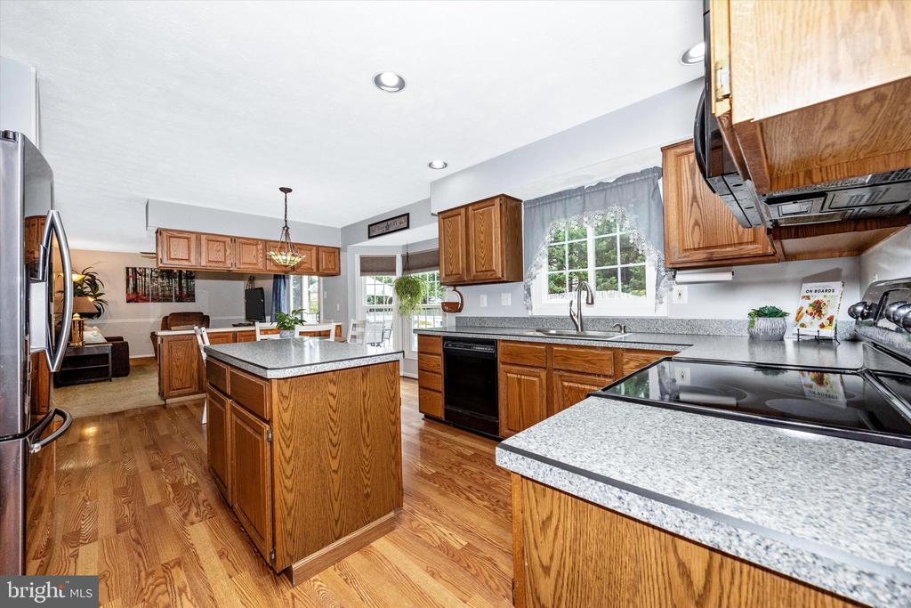 10717 GRANGERFORD COURT