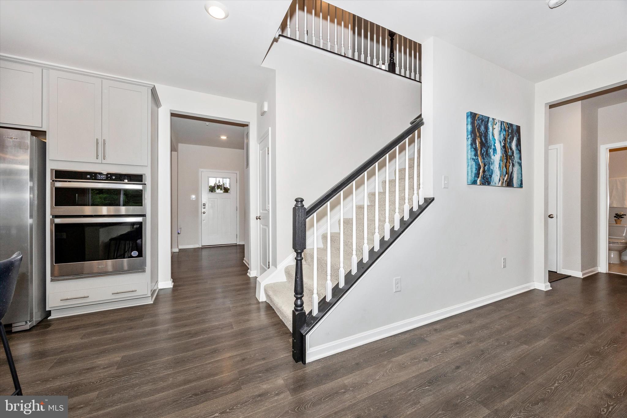 5613 ZOE LANE