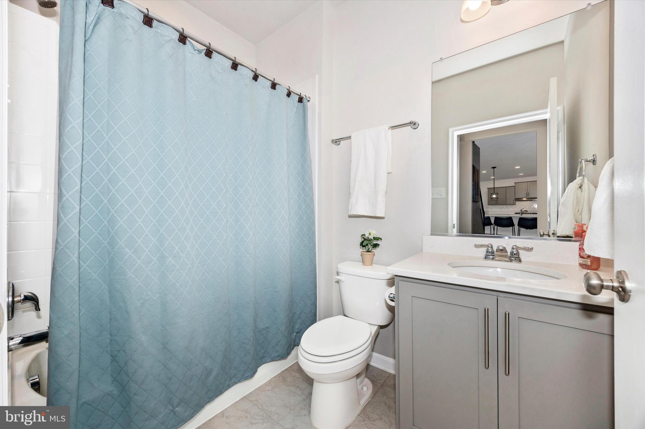 5613 ZOE LANE