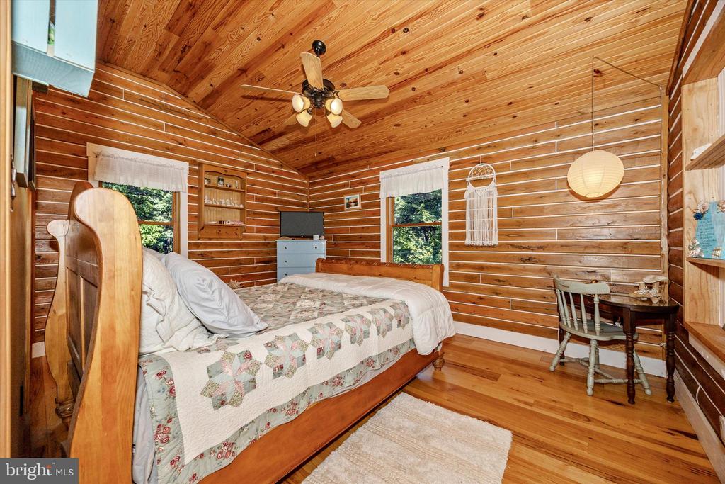 7307 BLACK ROAD