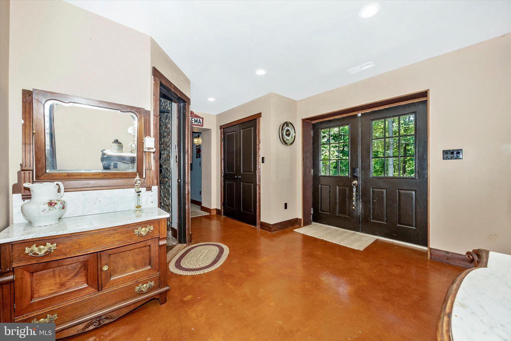 7307 BLACK ROAD