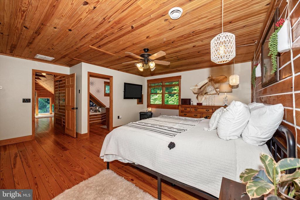 7307 BLACK ROAD