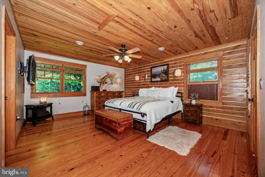7307 BLACK ROAD