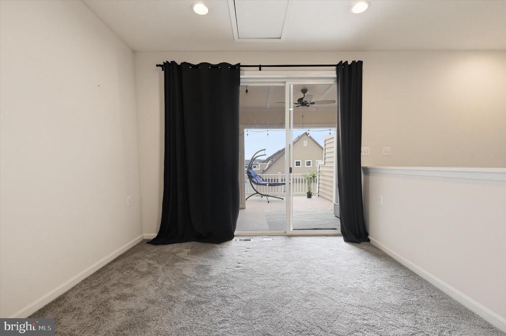 1004 LINDLEY ROAD