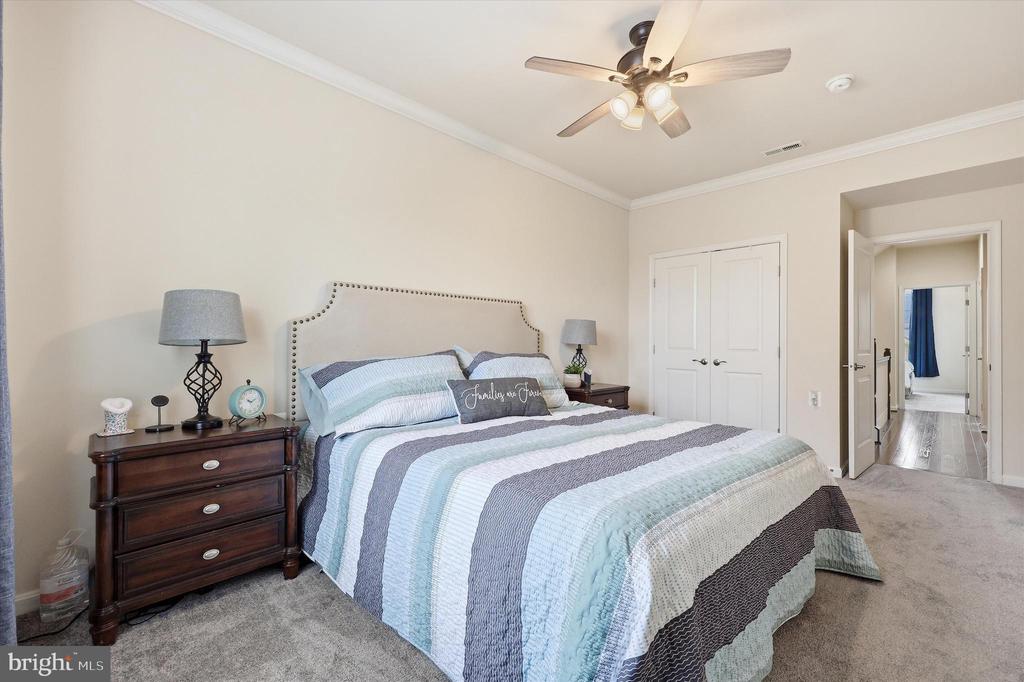1004 LINDLEY ROAD